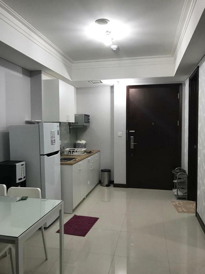 Luxury 2 BR Condo at Casa Grande Residence - Kasablanka Mall Yakarta Exterior foto